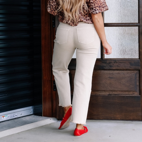 Sneak Peek Cropped Frayed Hem Jeans INSEAM 25.5  WAIST 17.5 - Picture 3 of 3